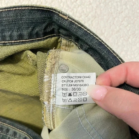 Calvin Klein mens jeans size 36X30 - Picture 4 of 4